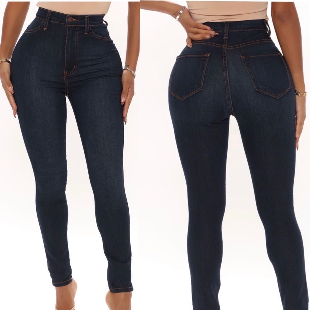 FASHION NOVA CLASSIC HIGH  WAIST jeans
